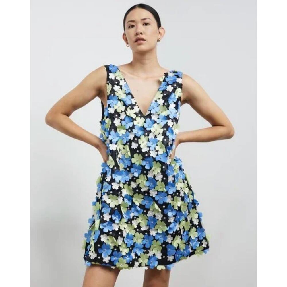 Stine Goya Elena Floral Applique Shift Dress Size M NWOT Party Mini Textured